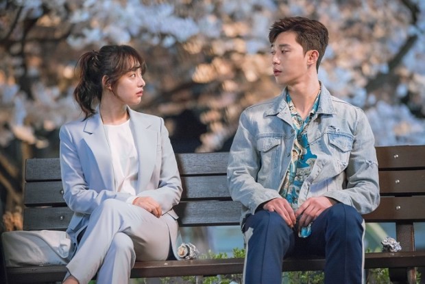 5 dấu hiệu cho thấy bạn đang hẹn hò với một kẻ chỉ yêu mỗi bản thân (và tốt nhất là nên chia tay đi) - Ảnh 5. 5 dấu hiệu cho thấy bạn đang hẹn hò với một kẻ chỉ yêu mỗi bản thân (và tốt nhất là nên chia tay đi) - Ảnh 5.