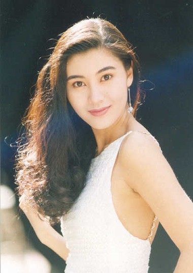 10 năm bên chồng đại gia, Hoa hậu đẹp nhất lịch sử Hong Kong khoe ảnh kỷ niệm hạnh phúc - Ảnh 1.