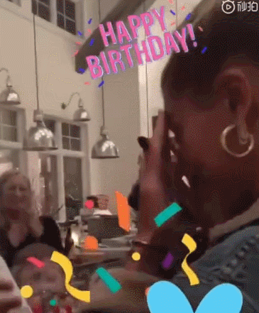 Hailey Baldwin bật khóc nức nở vì được Justin Bieber tự tay tặng bánh sinh nhật - Ảnh 3.