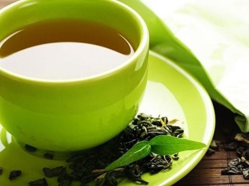 4 cách uống trà xanh gây hại sức khỏe: Nếu bạn đang mắc thì nên sửa ngay - Ảnh 2.