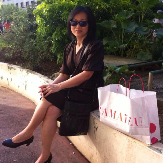 Chân dung và cuộc sống giản dị trên đất Pháp của mẹ tân Hoa hậu Trái đất 2018 Nguyễn Phương Khánh - Ảnh 13. Chân dung và cuộc sống giản dị trên đất Pháp của mẹ tân Hoa hậu Trái đất 2018 Nguyễn Phương Khánh - Ảnh 13.
