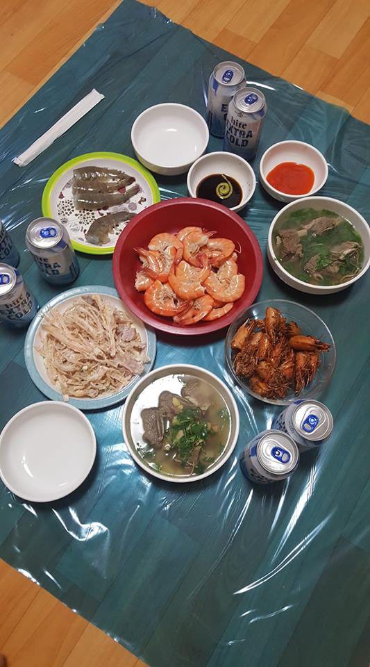 Nhà bất ngờ có khách, bà nội trợ làm mâm cỗ 900 nghìn/9 người đầy ắp món ngon nhưng vẫn bị chê ỏng eo - Ảnh 2. Nhà bất ngờ có khách, bà nội trợ làm mâm cỗ 900 nghìn/9 người đầy ắp món ngon nhưng vẫn bị chê ỏng eo - Ảnh 2.