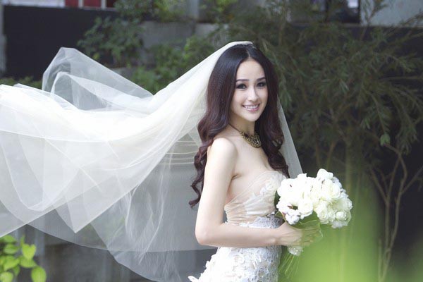 Hoa hậu Việt Nam khó lấy chồng đại gia hơn các Á hậu? - Ảnh 1.