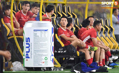 Malaysia 2-2 Việt Nam: Thầy trò Park Hang-seo hụt chiến thắng tiếc nuối - Ảnh 6.