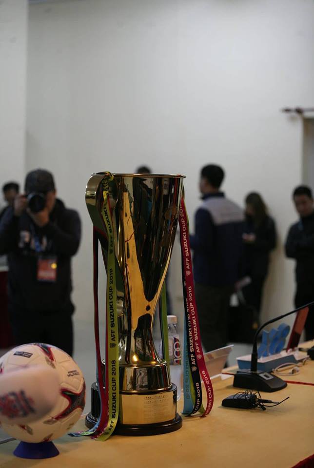Hình ảnh chiếc cup vàng AFF 2018 bất ngờ xuất hiện trước trận chung kết - Ảnh 3.