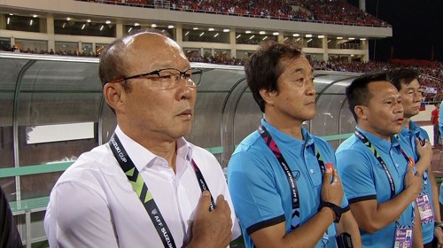 Chưa từng thấy trong lịch sử: Đài SBS Hàn Quốc dừng chiếu phim để phát trực tiếp trận chung kết AFF Cup Việt Nam-Malaysia - Ảnh 3.