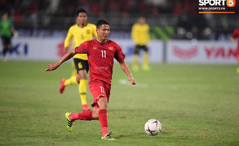 Tuyển Việt Nam vô địch AFF Cup sau chiến thắng chung cuộc 3-2 trước Malaysia - Ảnh 9.