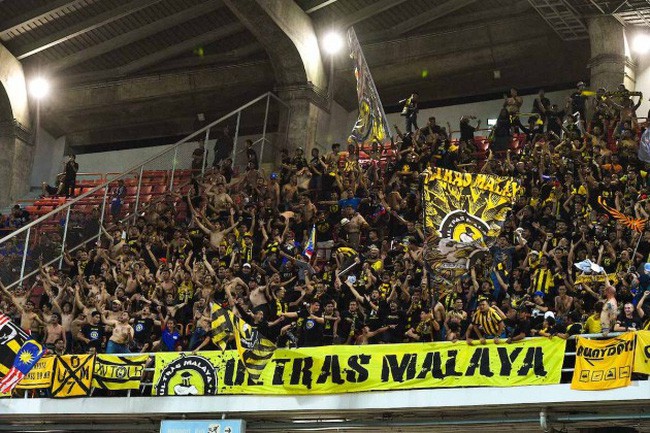 Báo Malaysia khảo sát độc giả: Nhiều CĐV Malaysia không dám tin đội nhà đánh bại được đội tuyển Việt Nam giành cúp vô địch - Ảnh 1.