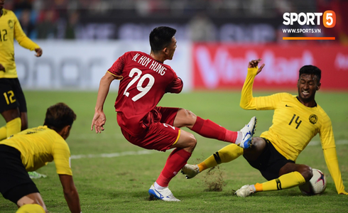 Tuyển Việt Nam vô địch AFF Cup sau chiến thắng chung cuộc 3-2 trước Malaysia - Ảnh 13.