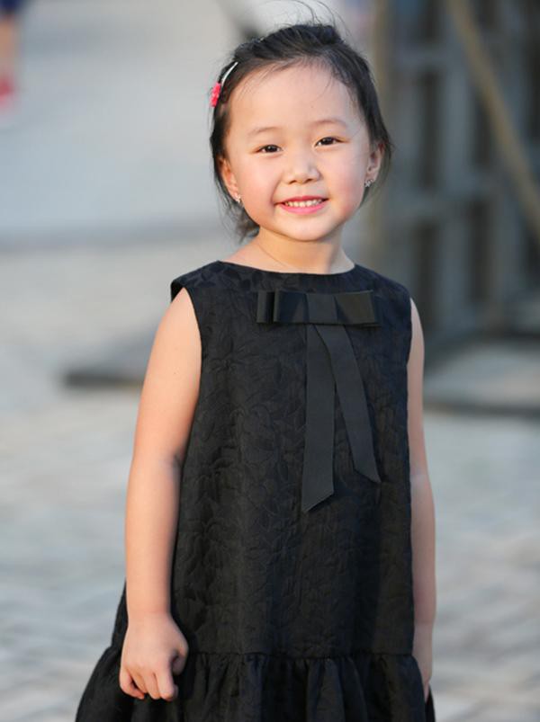 Cô bé 6 tuổi xinh đẹp được Lâm Tây cưng chiều hóa ra lại là con gái của nữ nghệ sĩ này - Ảnh 7.