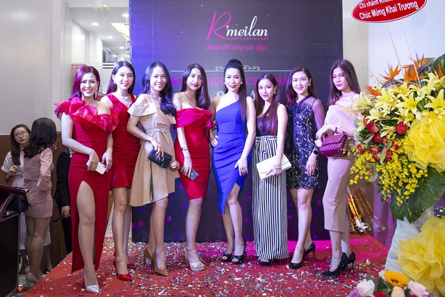D&agrave;n mỹ nh&acirc;n Việt hội ngộ trong lễ khai trương TMV R&rsquo;meilan chi nh&aacute;nh 5 - Ảnh 1.