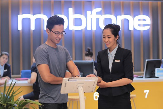 MobiFone ho&agrave;n 25% cước cho kh&aacute;ch chuyển mạng giữ số - Ảnh 2.