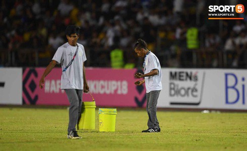 Philippines 1-2 Việt Nam: Cửa chung kết AFF Cup 2018 rộng mở với thầy trò HLV Park Hang-seo - Ảnh 7.
