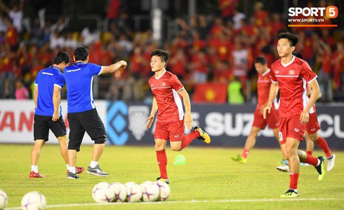 Philippines 1-2 Việt Nam: Cửa chung kết AFF Cup 2018 rộng mở với thầy trò HLV Park Hang-seo - Ảnh 16.