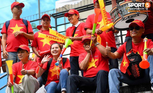 Philippines 1-2 Việt Nam: Cửa chung kết AFF Cup 2018 rộng mở với thầy trò HLV Park Hang-seo - Ảnh 18.