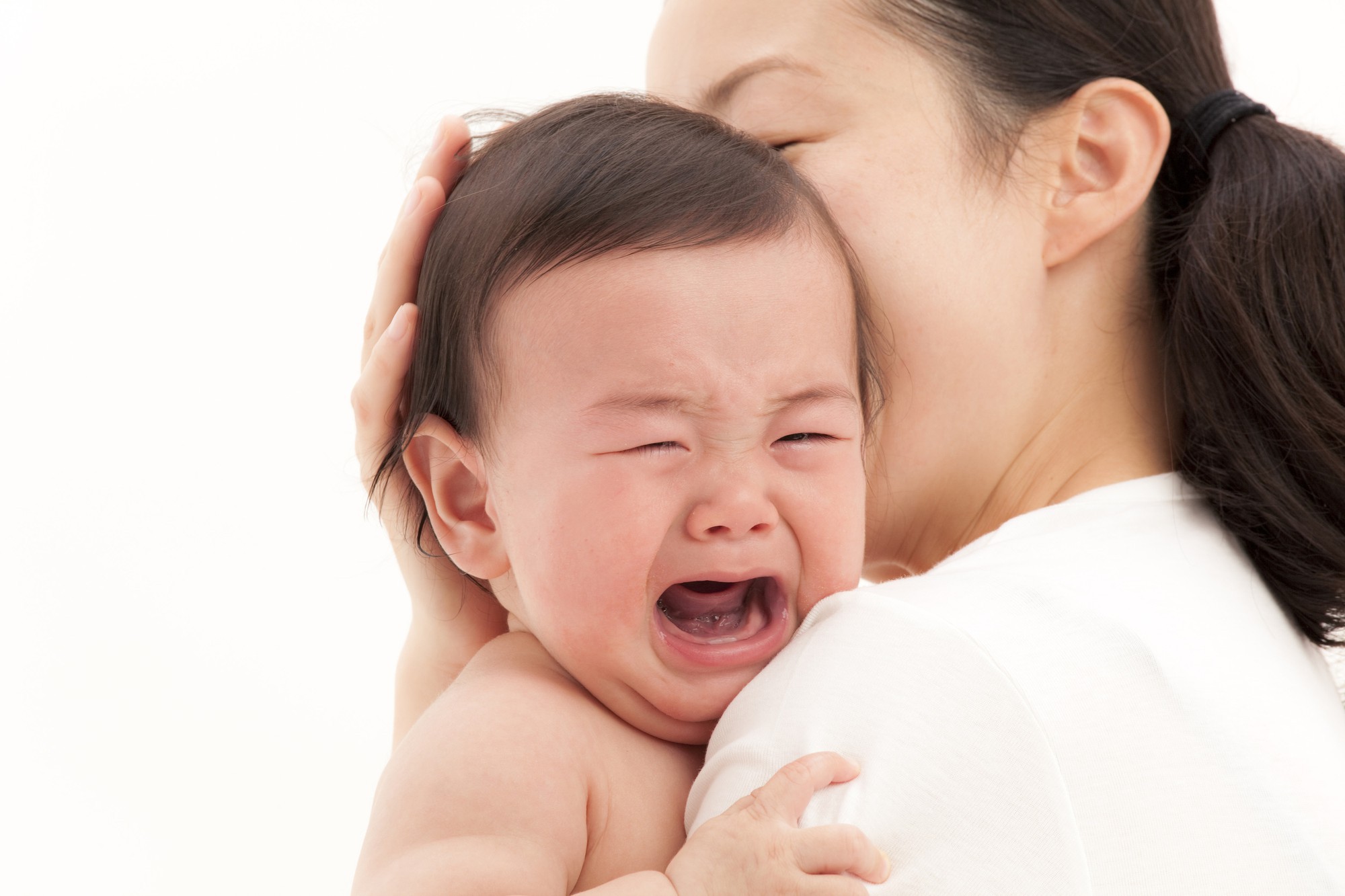 Hình ảnh trẻ sơ sinh khóc sẽ đem đến cho bạn những cảm xúc yêu thương và sự lo lắng vô tận. Nhìn vào bé, bạn sẽ cảm nhận được sức mạnh và sự vô tận của tình mẫu tử.