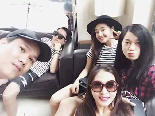 Trường Giang - Nhã Phương khoe ảnh chúc mừng Giáng sinh, cư dân mạng phát hiện bí mật thú vị này - Ảnh 6.