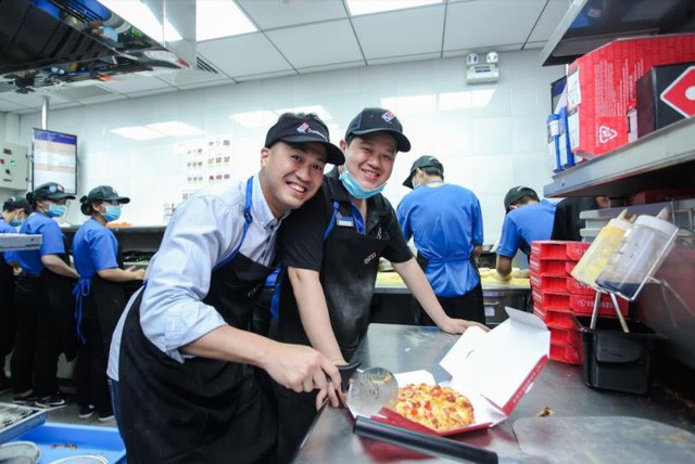 Domino’s Pizza khai trương cửa hàng thứ 37, dân tình quận 12 rần rần đổ về - Ảnh 5. Domino’s Pizza khai trương cửa hàng thứ 37, dân tình quận 12 rần rần đổ về - Ảnh 5.