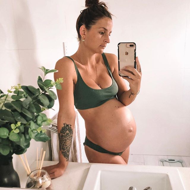 Mẹ 2 con tiết lộ bí quyết lấy lại vóc dáng sau khi sinh chỉ 1 tháng với chế độ ăn 80/20 - Ảnh 4.