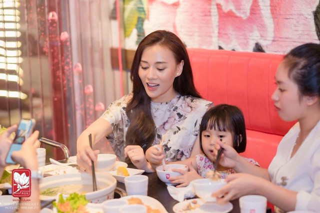 Sao Việt “mách nước” cho các mẹ địa chỉ ăn món Trung Hoa cực hợp lý vào cuối tuần - Ảnh 2.