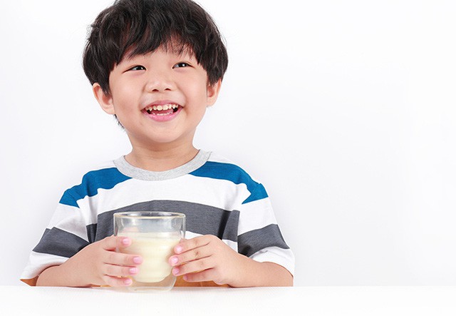 Hiểu th&ecirc;m về sữa để bảo vệ sức khỏe cho con - Ảnh 3.