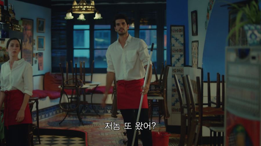 Chỉ với 2 tập đầu, Ký ức Alhambra của Park Shin Hye - Hyun Bin đã khiến khán giả vừa yêu vừa ghét - Ảnh 9. Chỉ với 2 tập đầu, Ký ức Alhambra của Park Shin Hye - Hyun Bin đã khiến khán giả vừa yêu vừa ghét - Ảnh 9.