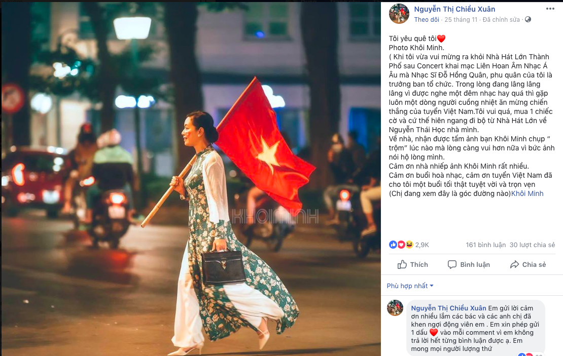 Áo dài hình lá cờ Việt Nam: Hình lá cờ Việt Nam luôn là niềm tự hào của người dân Việt Nam. Năm 2024, áo dài hình lá cờ Việt Nam là một trong những xu hướng thời trang phổ biến. Được thiết kế tinh tế với hình ảnh lá cờ toàn diện, áo dài này giúp người mặc tự tin khoe sắc tại các sự kiện quan trọng.