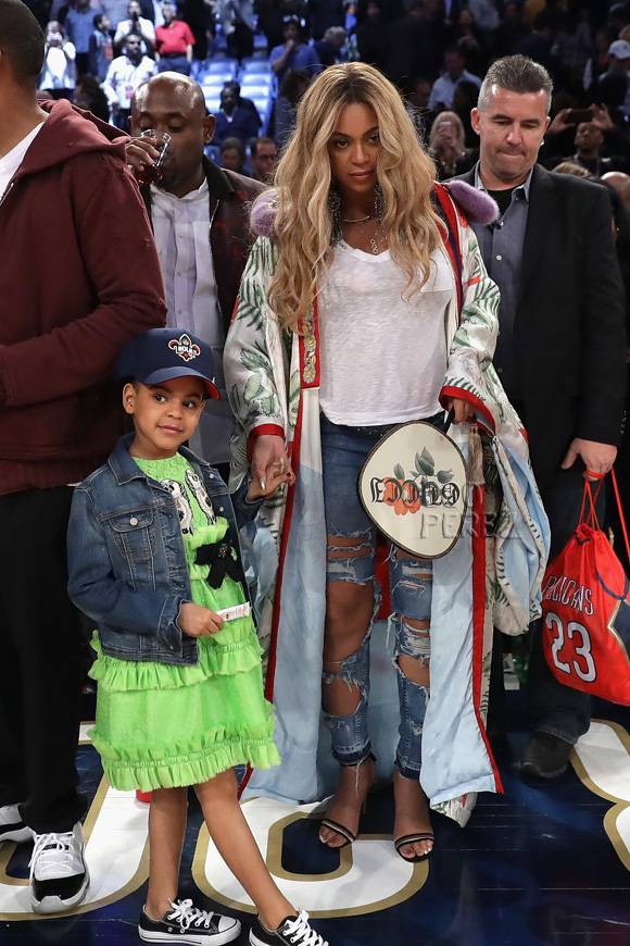 At just 6 years old, Beyoncé's daughter already owns a treasure trove of expensive brands that make many people jealous - Photo 9.