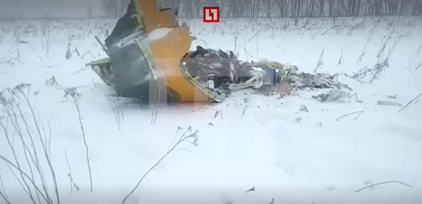 Máy bay gặp tai nạn ở Nga, 71 người thiệt mạng - Ảnh 2.