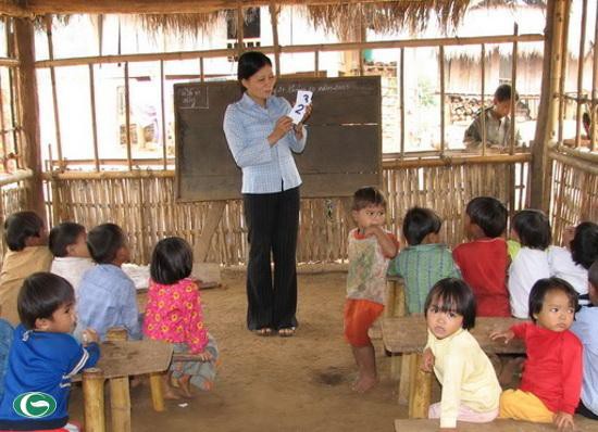 Cô giáo vùng cao nhiều năm chở trữ lên núi, đến Tết được học sinh tặng toàn gạo nếp - Ảnh 6.