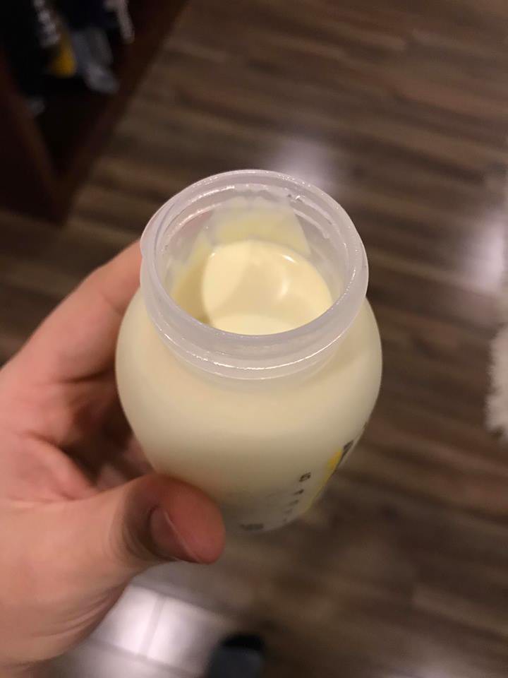 Mẹ sinh đôi chia sẻ bí quyết cho sữa mẹ vàng như nghệ, đặc quánh như váng sữa và vắt được 3 lít sữa/ngày - Ảnh 9.