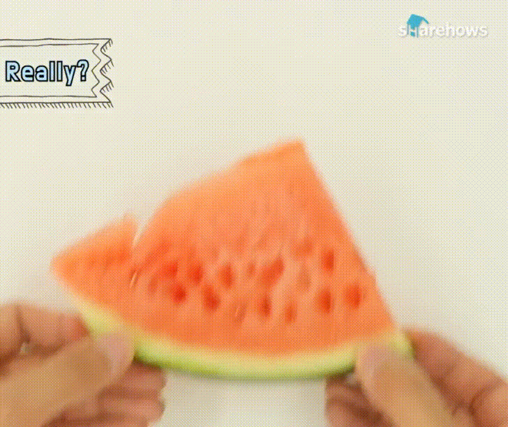 This Tet, try peeling watermelon using this new method, just a light shake and seeds fall out in batches - Image 6.