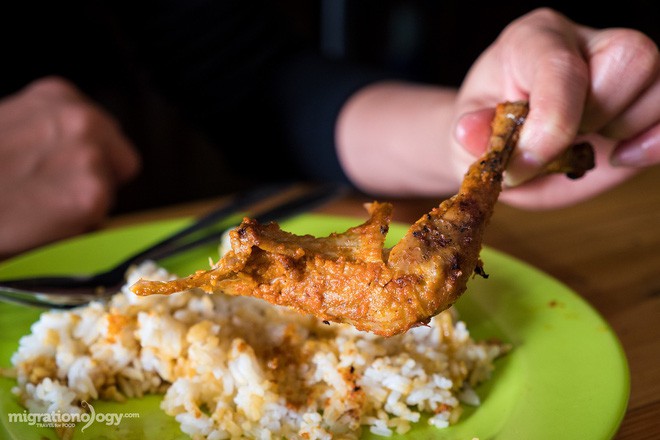 Món gà cay Ayam Taliwang ở Indonesia vừa nhìn thôi là dạ dày đã phải lên tiếng - Ảnh 11.