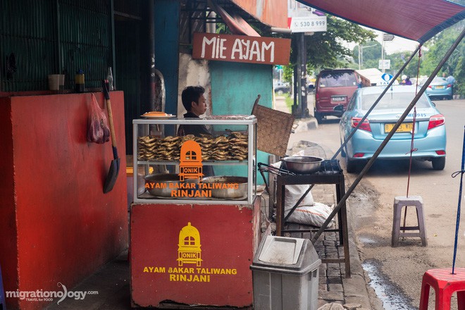 Món gà cay Ayam Taliwang ở Indonesia vừa nhìn thôi là dạ dày đã phải lên tiếng - Ảnh 5.