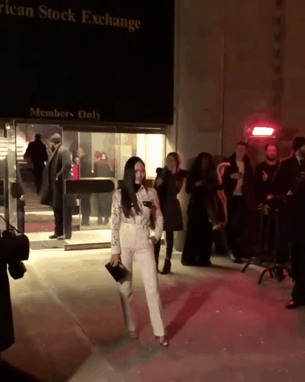 Chỉ diện đồ trắng mà công chúa băng giá Jessica Jung cũng đẹp xuất thần tại Tuần lễ thời trang New York - Ảnh 8.