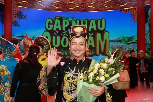 Đạo diễn Khải Hưng: ‘Tôi không tin Chí Trung sẽ từ bỏ chương trình sau Táo Quân 2018 - Ảnh 1. Đạo diễn Khải Hưng: ‘Tôi không tin Chí Trung sẽ từ bỏ chương trình sau Táo Quân 2018 - Ảnh 1.