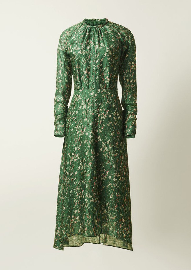 Bạn không nhầm đâu, H&M thực sự đã thiết kế váy cưới từ lưới đánh cá và đồ tái chế! - Ảnh 6.