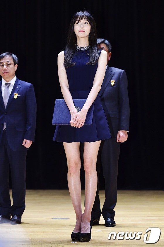 Xinh đẹp là thế, nhưng vì nhược điểm này mà Yoona nên tránh xa những kiểu váy ngắn - Ảnh 7.