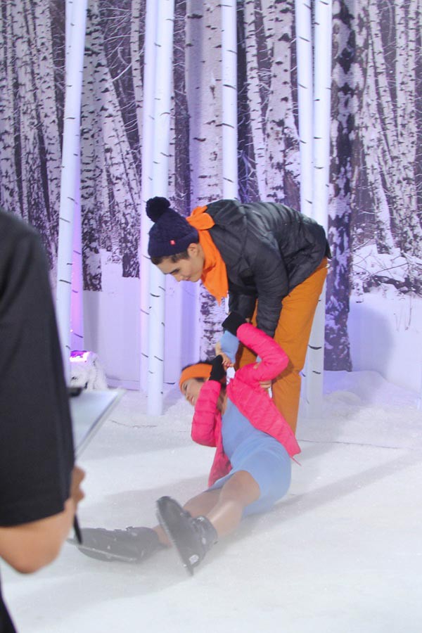 Hoa hậu HHen Niê từng té lên té xuống khi chụp hình với chó tại Next Top Model - Ảnh 4.