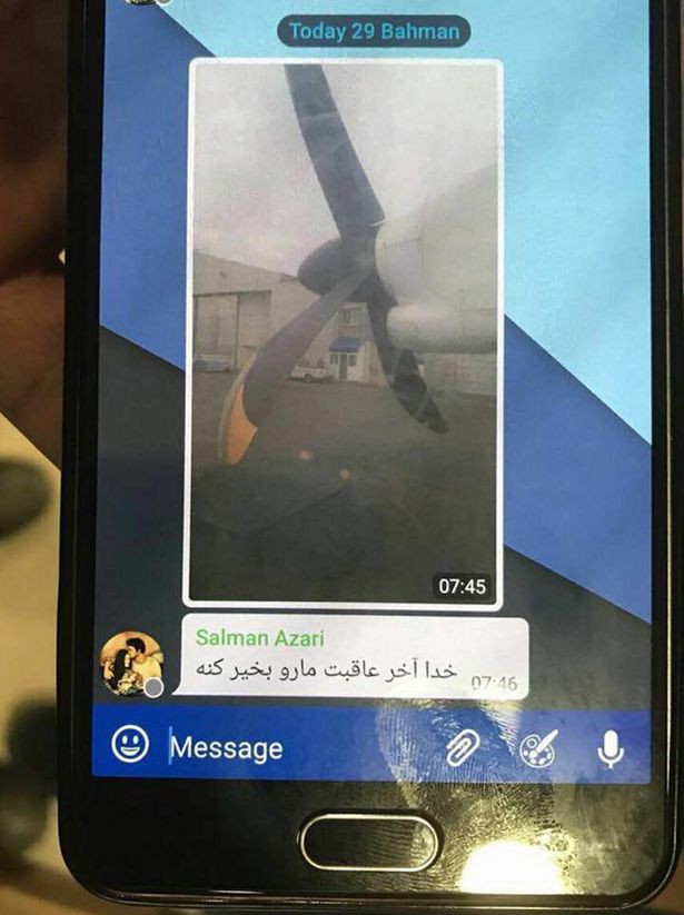 Hình ảnh cuối cùng của chiếc máy bay tử thần trong tin nhắn hành khách: Cầu trời cho mọi người có chuyến bay an toàn - Ảnh 1.
