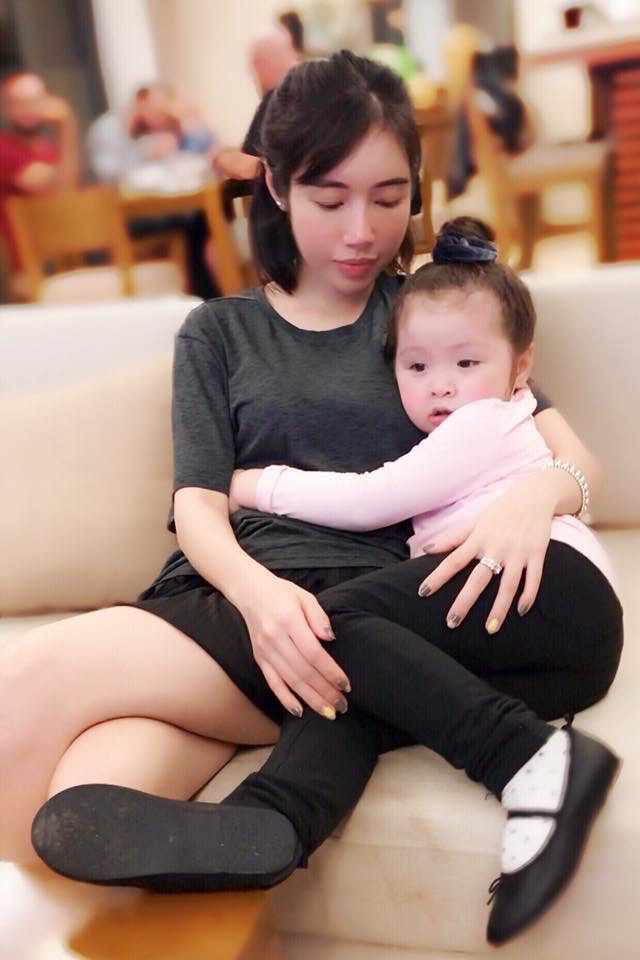 Soi nhất cử nhất động của sao Việt (21/2) - Ảnh 1.