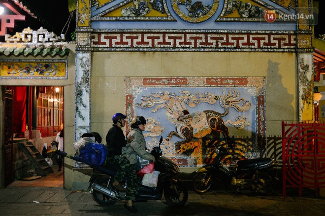 Chuyện chưa kể về những gánh hát bội truân chuyên còn ở Sài Gòn: Ăn gạo chợ, uống nước sông - Ảnh 4.