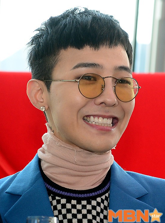Trước khi nhập ngũ, G-Dragon gây náo loạn tại buổi khai trương quán cafe riêng siêu ấn tượng ở khu phức hợp 40 nghìn tỉ - Ảnh 13. Trước khi nhập ngũ, G-Dragon gây náo loạn tại buổi khai trương quán cafe riêng siêu ấn tượng ở khu phức hợp 40 nghìn tỉ - Ảnh 13.