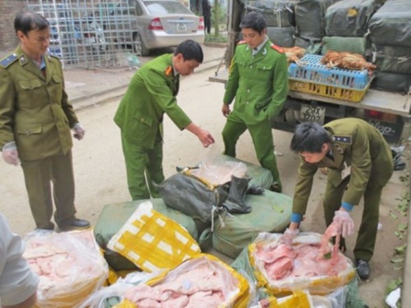 Tràn lan thực phẩm bẩn trước Tết Nguyên đán - Người tiêu dùng ‘méo mặt’ vì lo tiền mất tật mang - Ảnh 7.