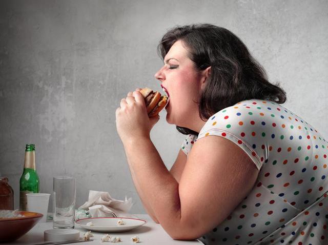 Các nhà khoa học cho biết bệnh béo phì có thể trở thành một bệnh truyền nhiễm - Ảnh 2.