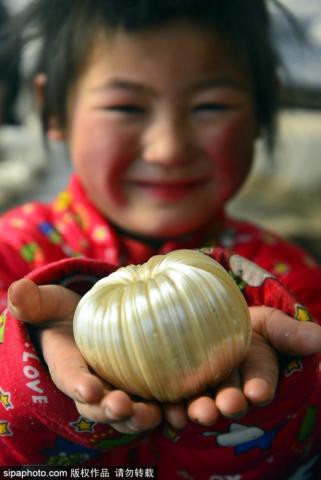 Phong tục lạ ngày 23 tháng Chạp tại Trung Quốc: Ăn kẹo kéo để ‘dính miệng’, mong ông Công ông Táo không báo tội lên Ngọc Hoàng - Ảnh 1.