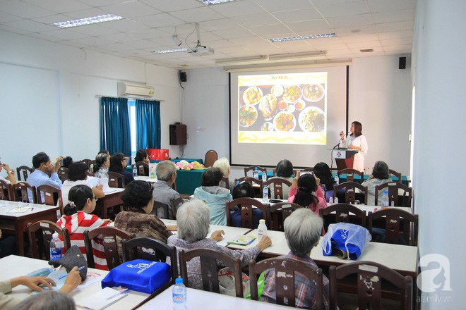 Cẩn thận mắc bệnh gan nhiễm mỡ vì uống rượu quá nhiều, nhậu đói ngày Tết - Ảnh 3.