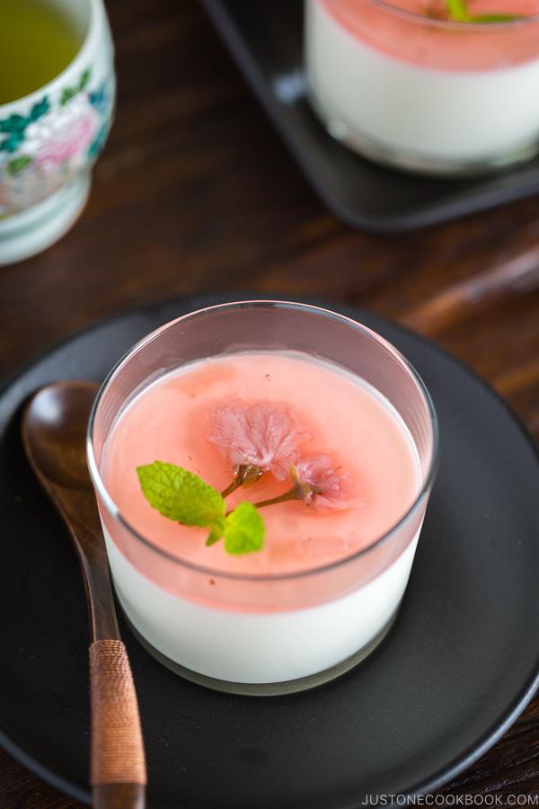 Đã mắt ngon miệng với bánh pudding hoa anh đào - Ảnh 11.