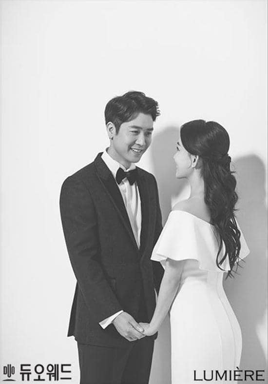 Mỹ nam Yong Pal Jo Hyun Jae tung ảnh cưới, tuyên bố chính thức kết hôn sau 5 năm hẹn hò - Ảnh 1.