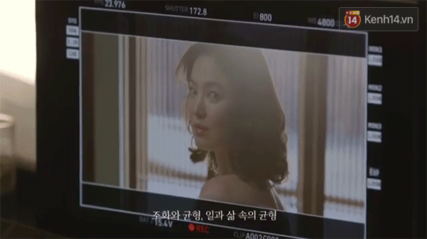 Clip phỏng vấn Song Hye Kyo: Nhan sắc đỉnh cao khó tin, nhưng lối suy nghĩ và trả lời thông minh của cô mới là điều gây bão - Ảnh 4.